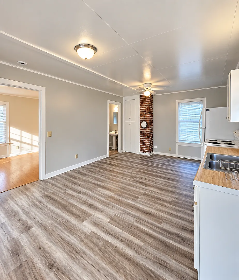 Cozy One Bedroom House For Rent In Port Hadlock — Photo 4