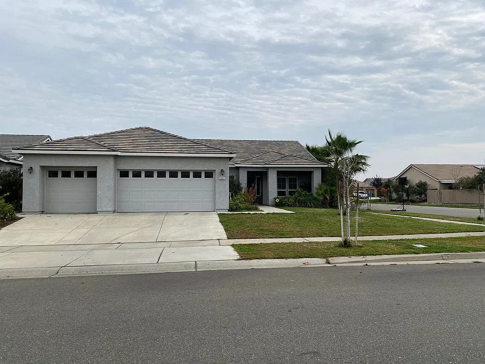 5687 Shires Way