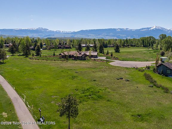 3rd image of 6365 N Junegrass Rd