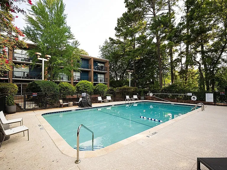 Community pool