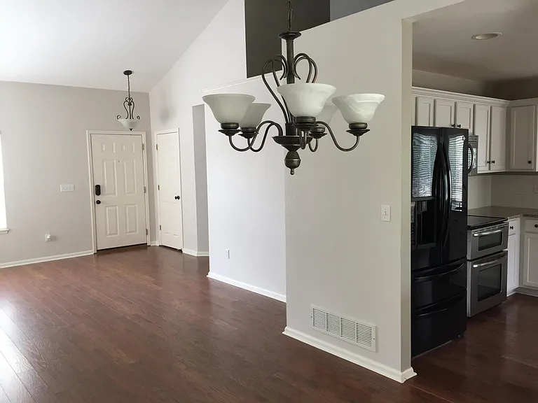 4595 Elizabeth Ln — Photo 13