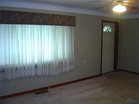 3rd image of 204 Church St