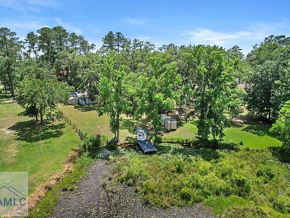4th image of 451 E Poncell Dr