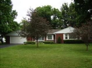 3319 E Oakwood Ave, Decatur, IL 62521