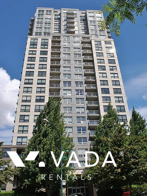3663 Crowley Drive Vancouver — Photo 3