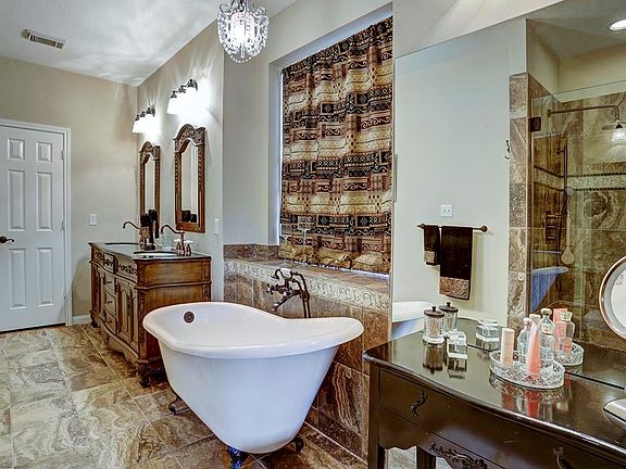 2nd image of 12827 Pheasant Lake Ct