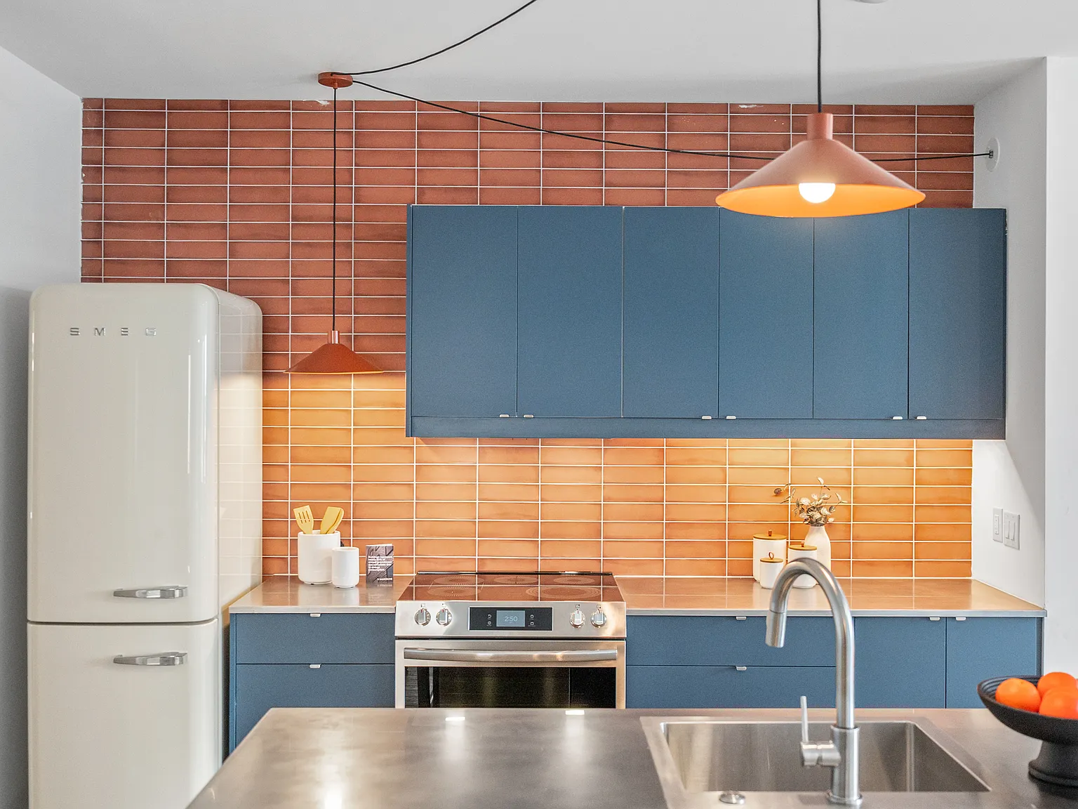 2 bed, 1.5 bath, $2,375 — Photo 4