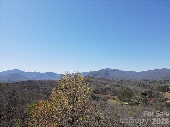 2nd image of 600 High Pines Loop
