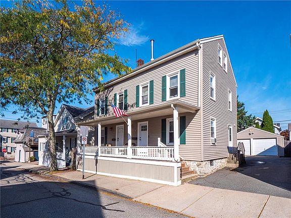 2nd image of 10 Hammond St