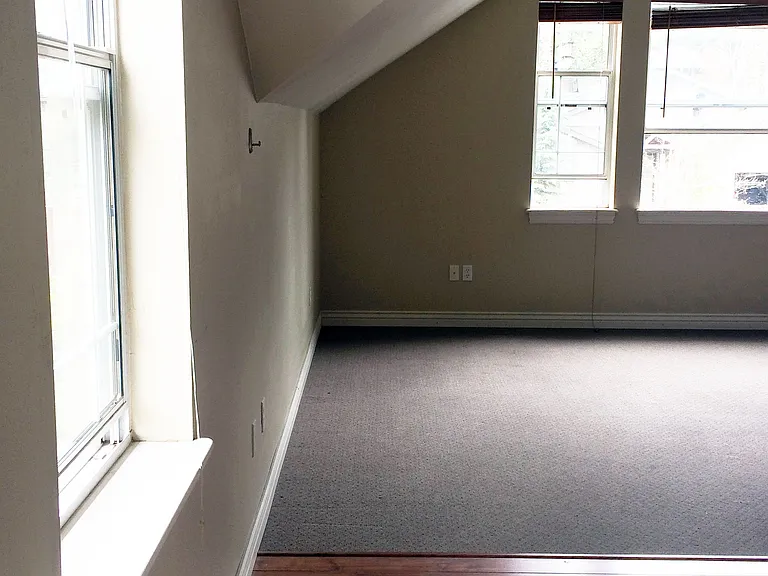498 Twelve Oaks Dr #1 — Photo 6