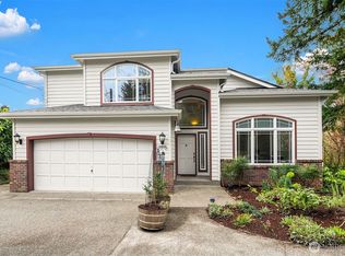 16811 10th Ave SW, Seattle, WA 98166