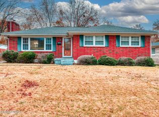 7325 Ticonderoga Dr, Louisville, KY 40214