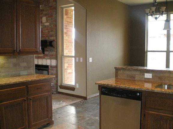 3rd image of 3308 SE 32nd