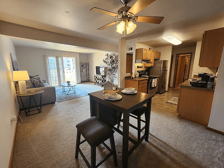 Welcome to Sun Valley Apartments
