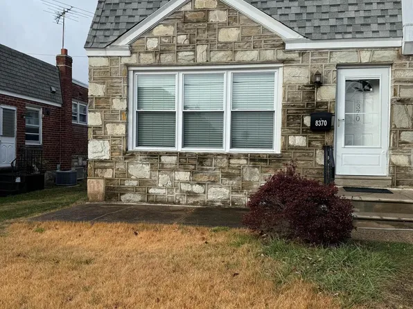 8370 Summerdale Ave, Philadelphia, PA 19152