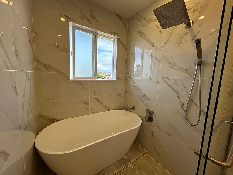 236 Vernon Ave #1 — Photo 8