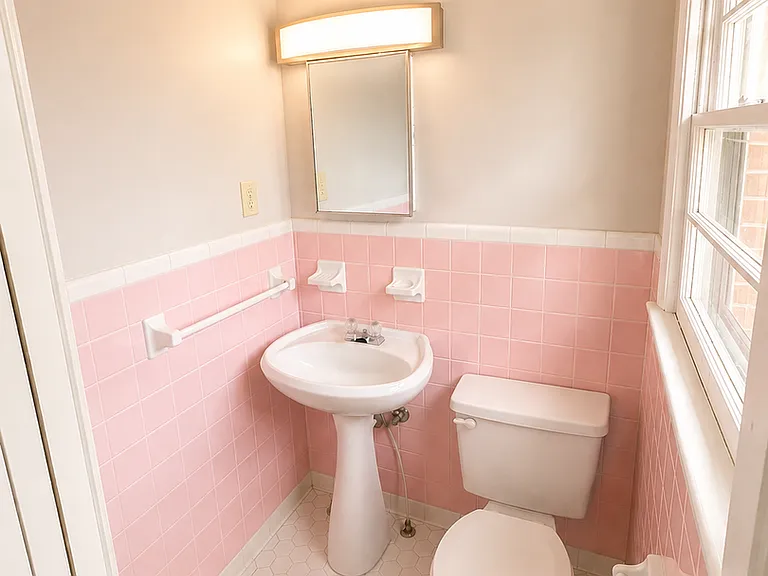 602 Austin Dr NW — Photo 8