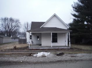 206 W Washington St, Roachdale, IN 46172