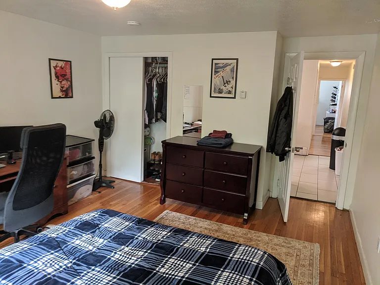 17 Hunting St #2-L — Photo 5