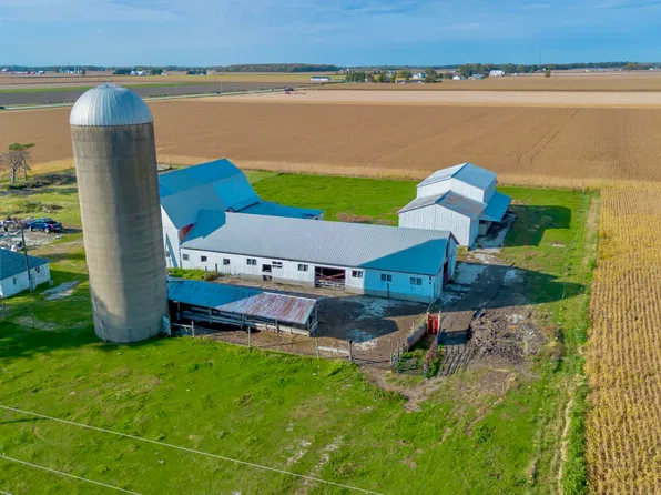 7512 County Road 55, Gibsonburg, OH 43431