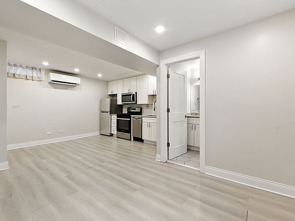 5th image of 3734 W Diversey Ave #G2