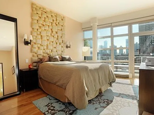 Sold by Corcoran | media 28