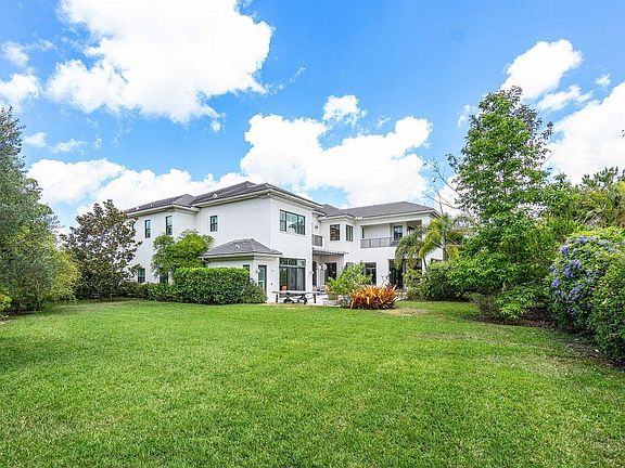 5th image of 16888 Matisse Drive