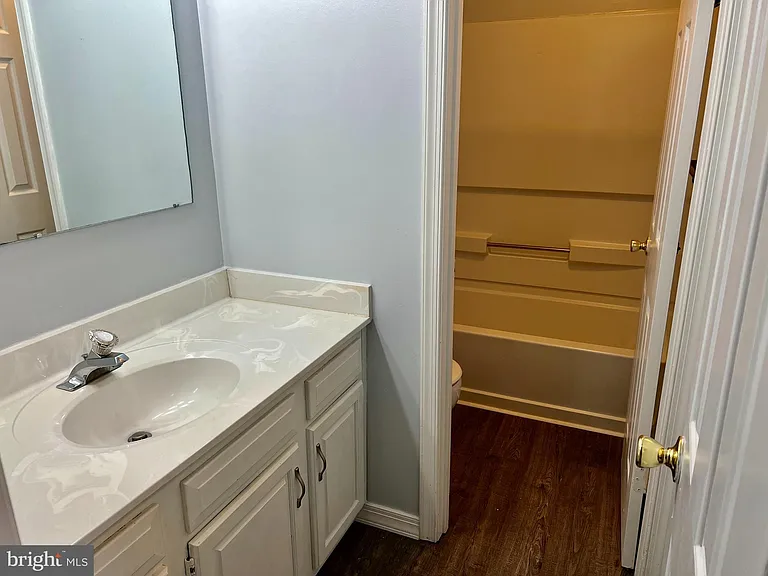 15413 Beachwater Ct — Photo 22