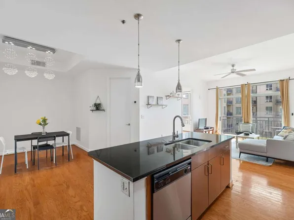 711 Cosmopolitan Dr Unit 300, Atlanta, GA 30324