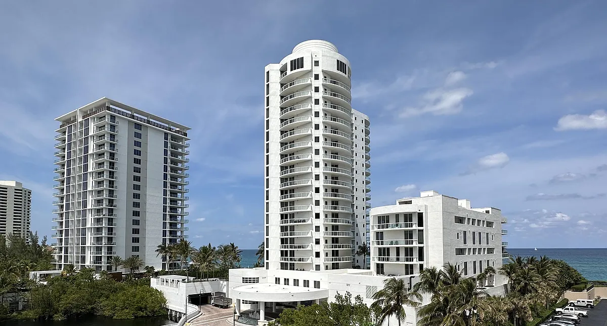 Building Photo - 4200 N Ocean Dr #2-506