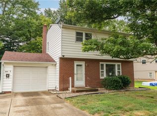 1057 Dogwood Ave NE, North Canton, OH 44720