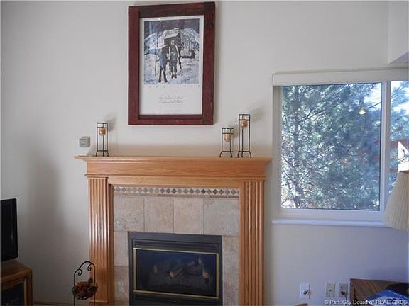 3rd image of 2025 Canyons Resort Dr APT W6