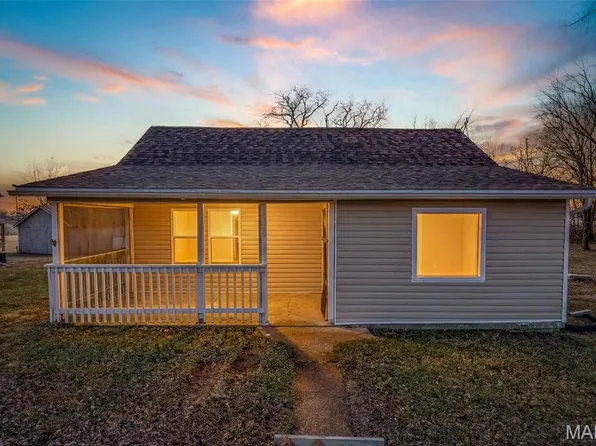 20 W Springfield Rd, Saint Clair, MO 63077