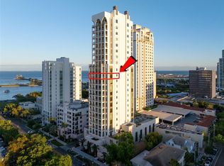 126 4th Ave NE #1401, Saint Petersburg, FL 33701