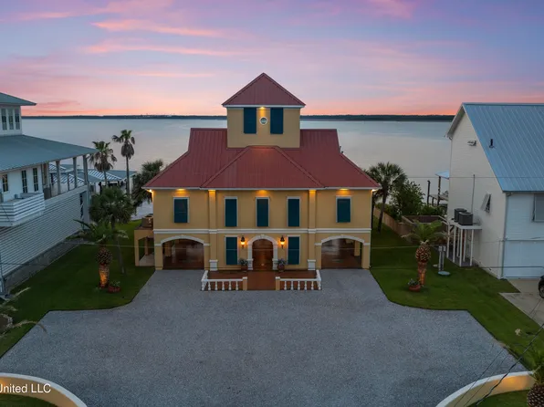 120 Sweetbay Dr, Pass Christian, MS 39571