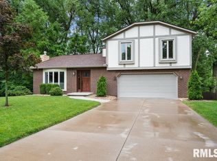 9003 34th Street Ct W, Rock Island, IL 61201