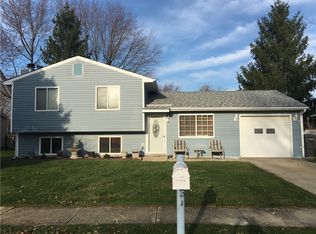 7733 Inverness Dr, Indianapolis, IN