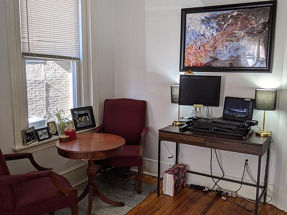 3rd image of 1205 N Clayton St APT 1