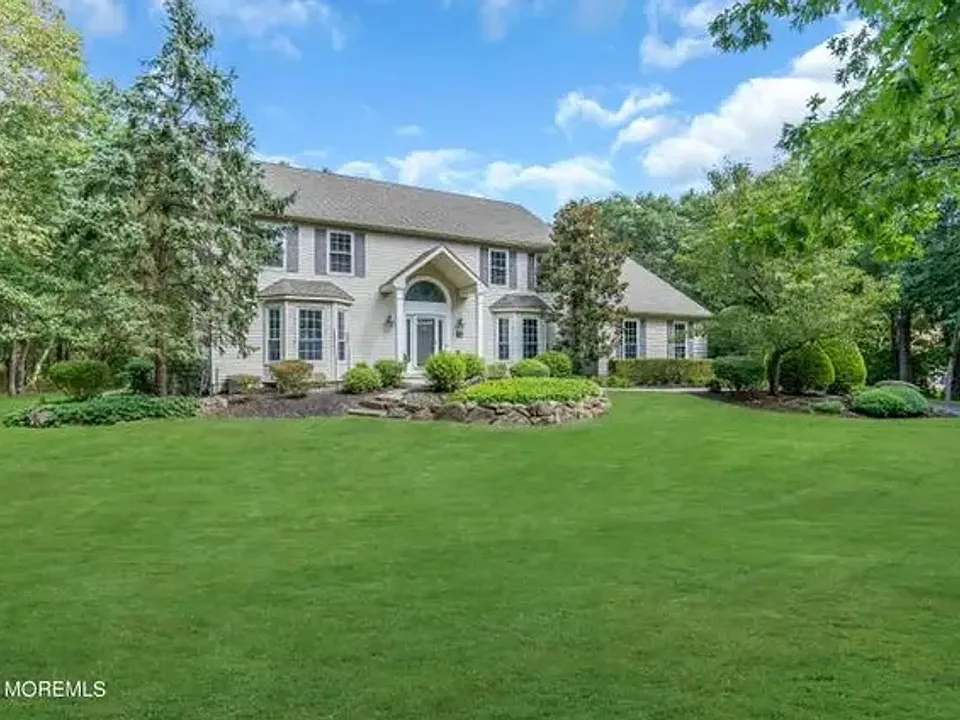 49 Cottonwood Dr