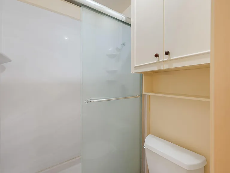 4330 Willow Beach Dr — Photo 23