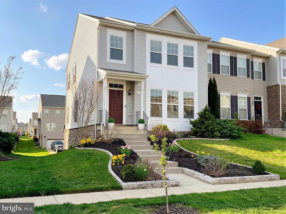 1st image of 41505 Margrove Cir