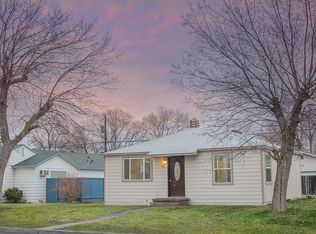 72 F St NE, Ephrata, WA 98823