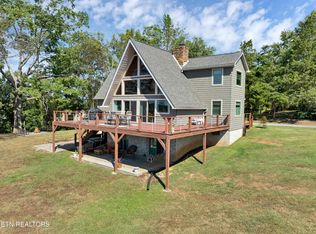 721 Lake Vista Dr, Friendsville, TN 37737