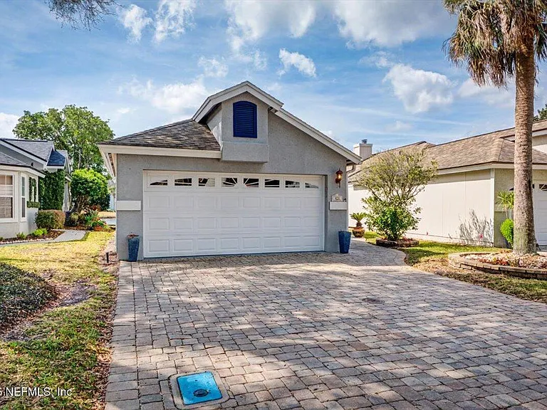 821 Tournament Rd — Photo 4