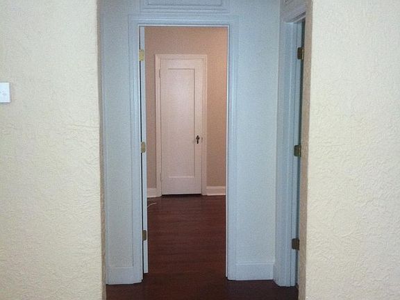 Radius doorways