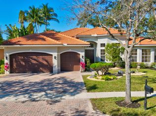 19467 Saturnia Lakes Dr E, Boca Raton, FL 33498