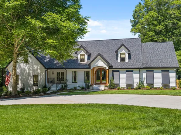 1720 Parkins Mill Rd, Greenville, SC 29607