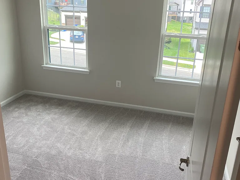 1009 Headquarters Way — Photo 22