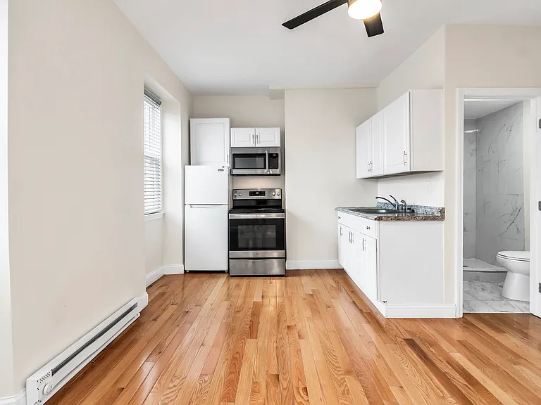 193 Appleton St #4 — Photo 7