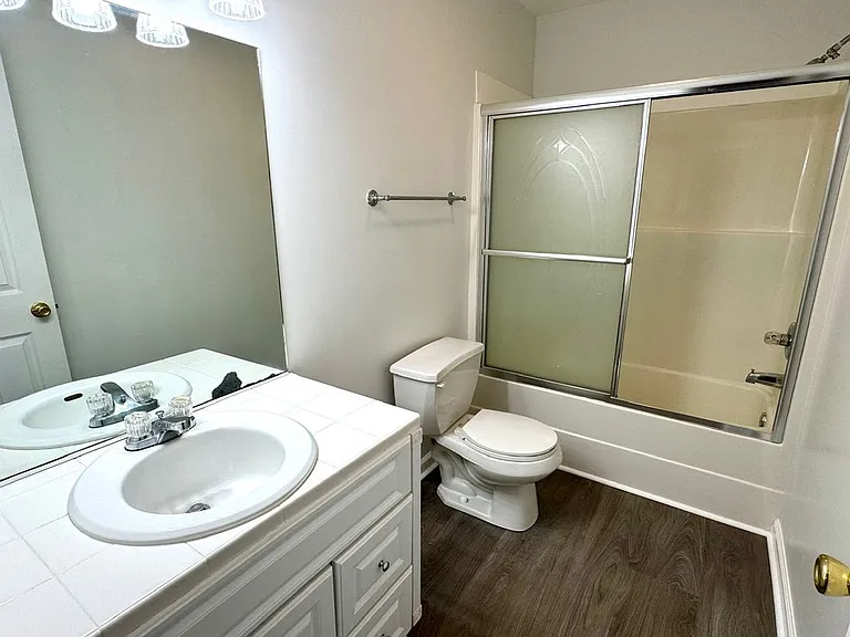828 Mulberry Dr — Photo 42